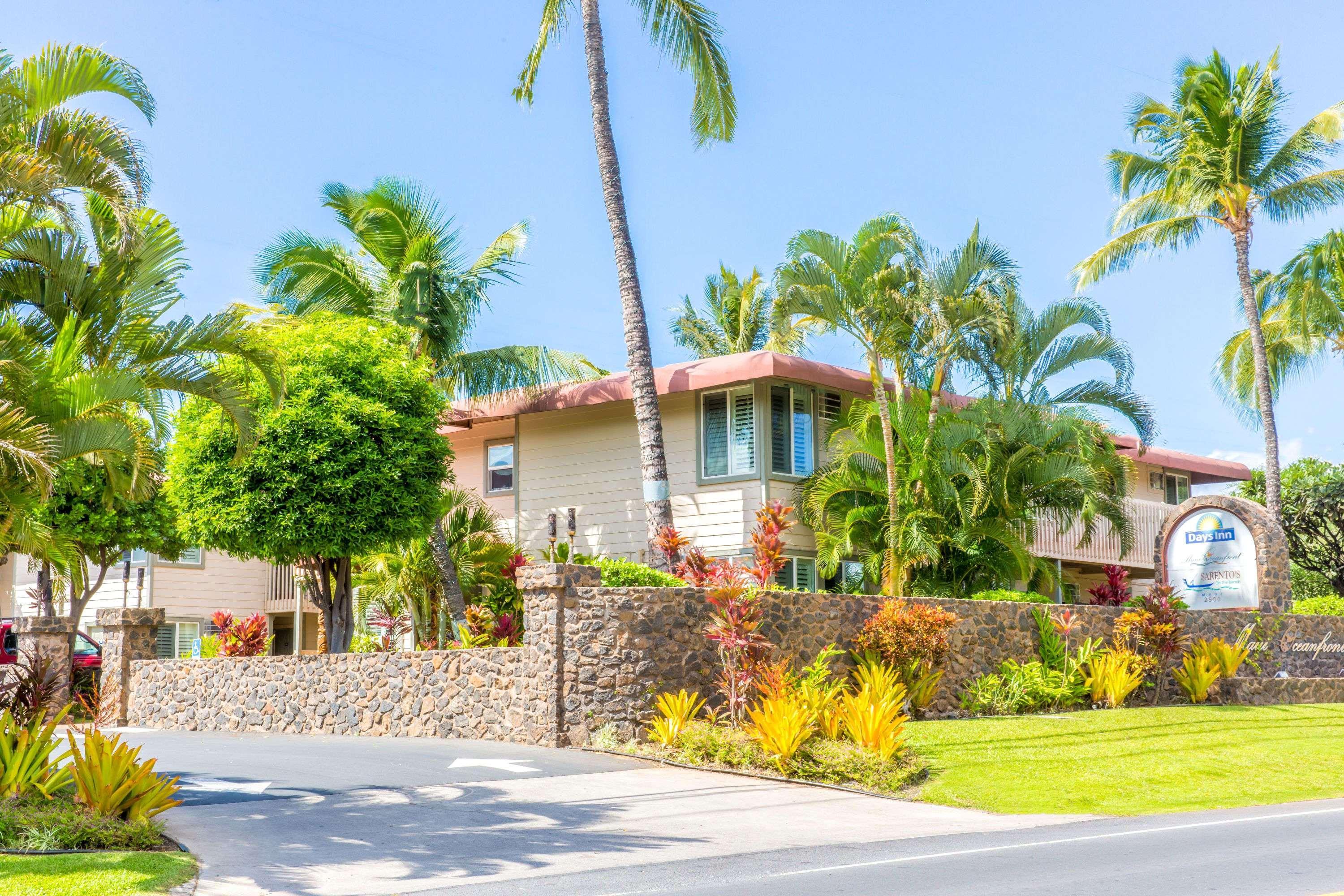 Days Inn By Wyndham Maui Oceanfront Wailea  Bagian luar foto